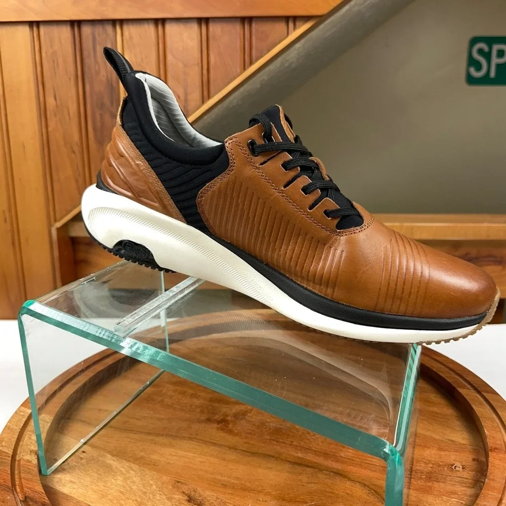 Johnston & Murphy XC4 TR1-Sport Hybrid Tan Leather 11 Wide Waterproof
